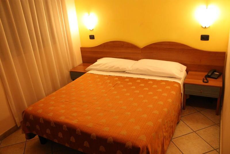 Hotel Sara Milano Ngoại thất bức ảnh