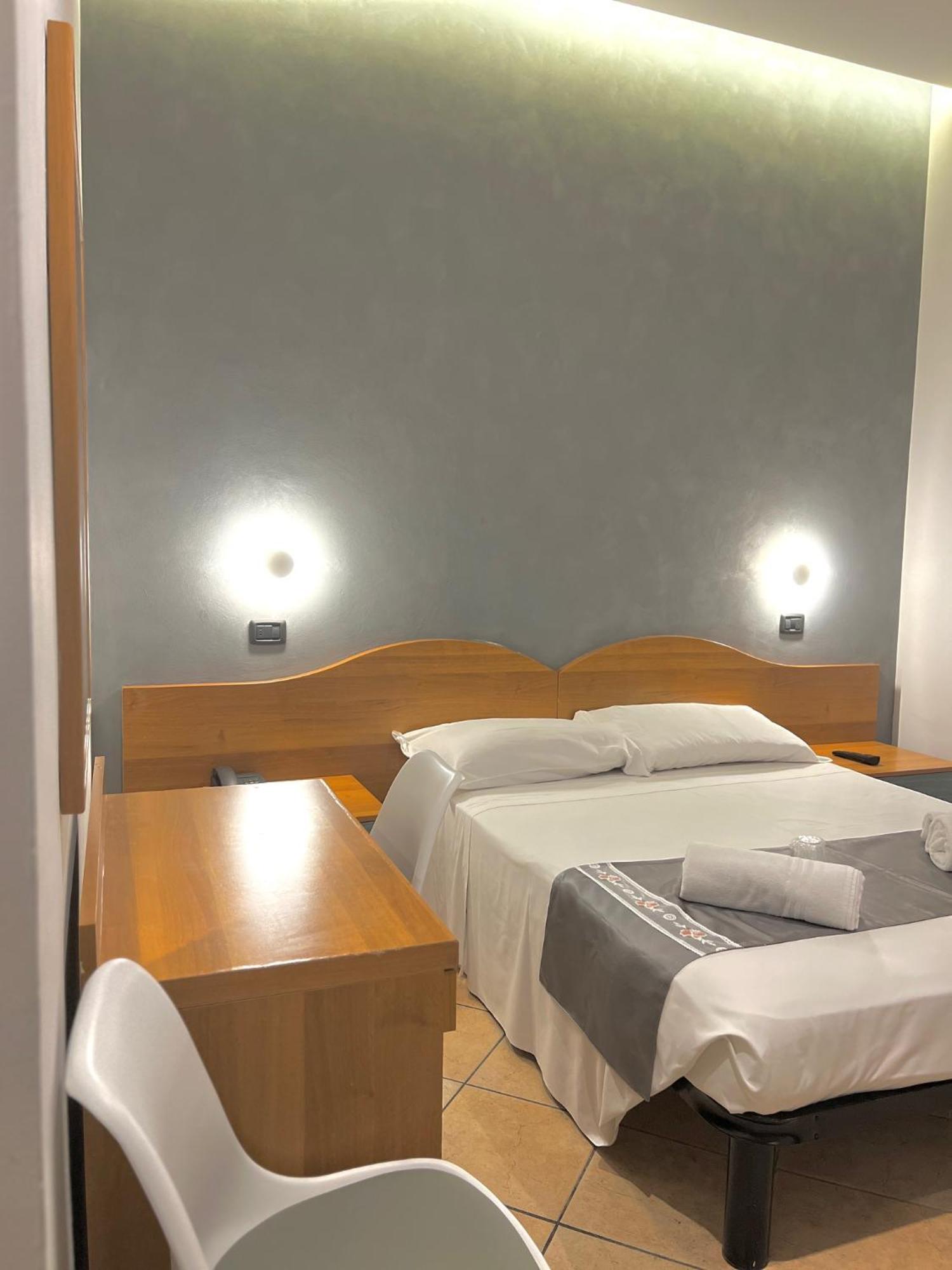 Hotel Sara Milano Ngoại thất bức ảnh